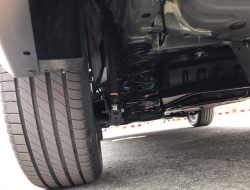 3 Tanda Kerusakan Pada Suspensi Mobil